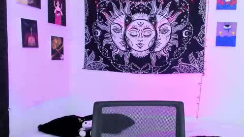 Snapshot of rose_72 chatting on February 24, 8:29 pm Ally online show from February 24, 8:29 pm