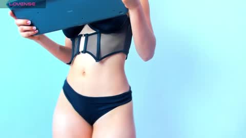rose  cutee online show from February 10, 6:45 pm