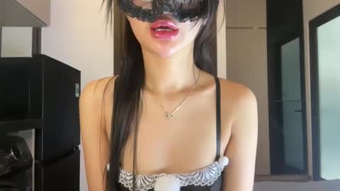 Snapshot of rose_ah chatting on March 7, 4:42 am rose_ah online show from March 7, 4:42 am