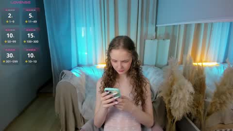Snapshot of rose_charming_ chatting on January 23, 1:08 am Rose online show from January 23, 1:08 am