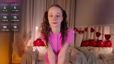 Snapshot of rose_charming_ chatting on February 16, 5:37 am Rose online show from February 16, 5:37 am