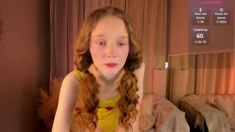 Snapshot of rose_charming_ chatting on February 19, 6:11 am Rose online show from February 19, 6:11 am