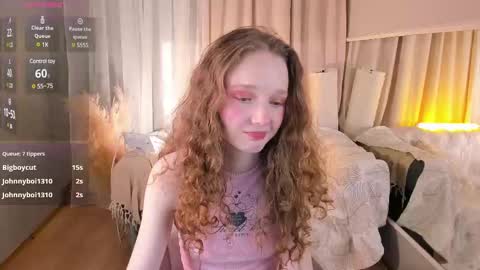 Snapshot of rose_charming_ chatting on February 22, 7:47 pm Rose online show from February 22, 7:47 pm