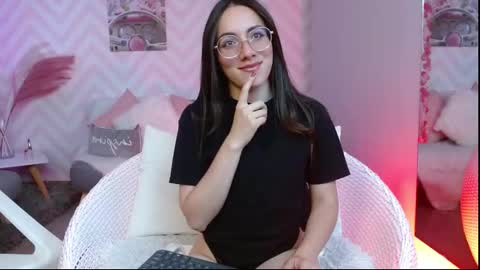 Snapshot of rose_crystal_ chatting on March 13, 3:57 am Rose online show from March 13, 3:57 am