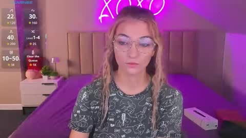 Kimberlly online show from November 30, 12:58 am