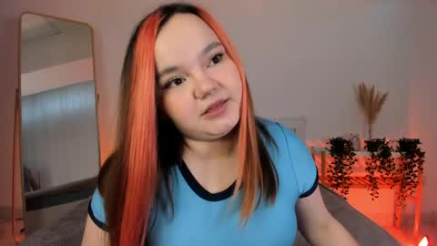 Rose LuvV follow me baby online show from June 6, 6:29 am