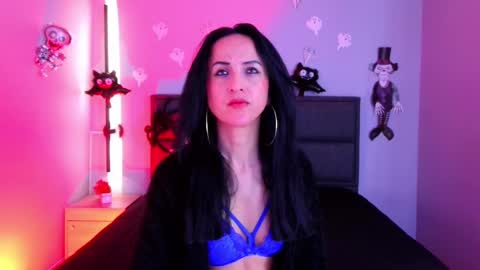 Rose online show from October 28, 12:30 pm