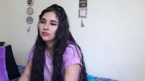 Snapshot of rose_towers4 chatting on September 17, 9:27 pm rose_towers4 online show from September 17, 9:27 pm