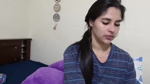 Snapshot of rose_towers4 chatting on October 3, 10:12 am rose_towers4 online show from October 3, 10:12 am