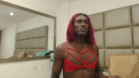Snapshot of rose_valentiine chatting on May 21, 2:18 am rose_valentiine online show from May 21, 2:18 am
