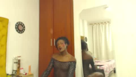 Snapshot of rose_valentiine chatting on July 8, 12:42 pm rose_valentiine online show from July 8, 12:42 pm
