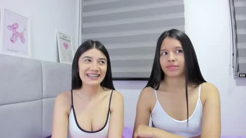 Rose y Miah online show from November 9, 5:06 am