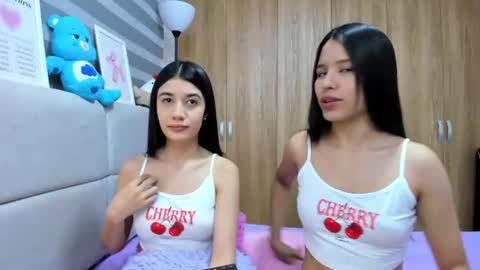 Rose y Miah online show from June 17, 3:09 am