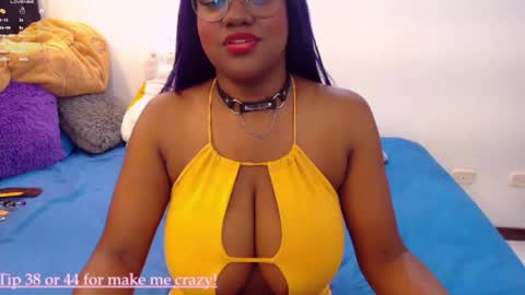 Your girl Rose  6k of followers online show from December 2, 4:42 pm