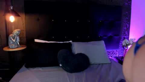 Rose  online show from February 14, 1:08 pm