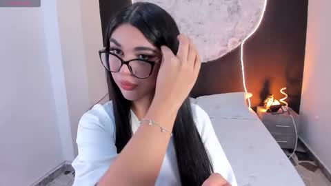 Rose online show from December 15, 1:37 pm