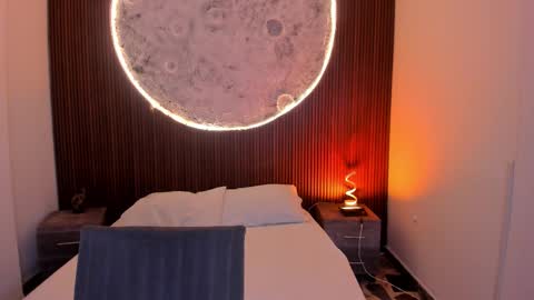 Snapshot of rosecassie chatting on February 22, 1:31 pm Rose online show from February 22, 1:31 pm