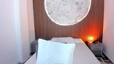 Snapshot of rosecassie chatting on March 9, 2:10 pm Rose online show from March 9, 2:10 pm