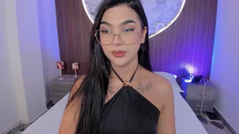 Snapshot of rosecassie chatting on March 16, 1:37 pm Rose online show from March 16, 1:37 pm