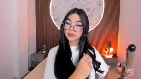 Rose online show from April 28, 1:16 pm