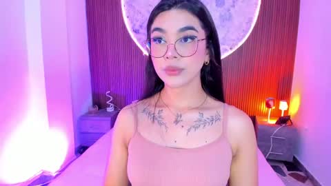 Rose online show from May 27, 1:19 pm