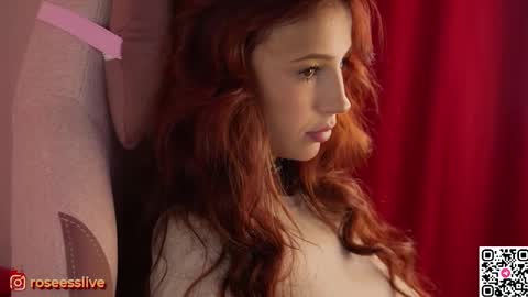 Snapshot of roseess_ chatting on January 6, 5:38 pm roseess_ online show from January 6, 5:38 pm