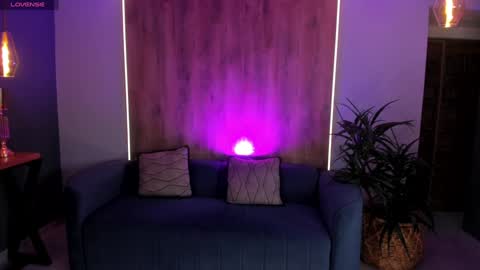 Rose  online show from December 27, 7:24 pm
