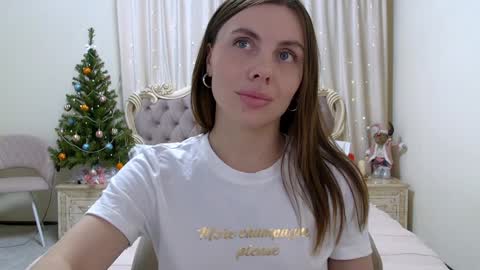 Rose Hubbard online show from December 11, 10:36 am