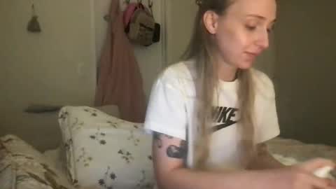 RosePuzzy69 online show from February 9, 1:53 am