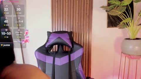   online show from January 17, 12:54 pm