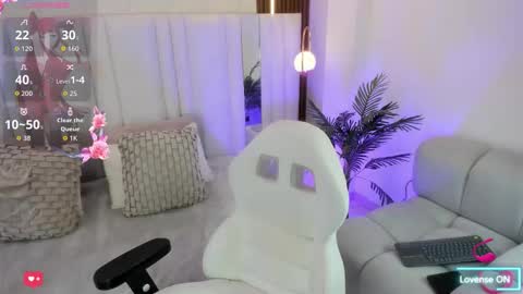 Snapshot of rosette_ch chatting on March 24, 12:54 pm Rosette ch online show from March 24, 12:54 pm