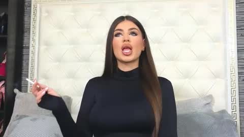 Gabriela online show from November 24, 8:14 am