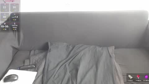 Snapshot of rosexmary chatting on October 23, 5:44 pm LAURA online show from October 23, 5:44 pm