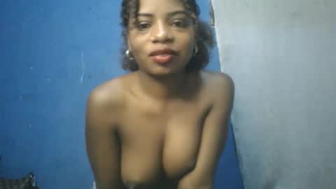 Snapshot of roseyaa chatting on September 26, 3:38 pm Roseyaa online show from September 26, 3:38 pm