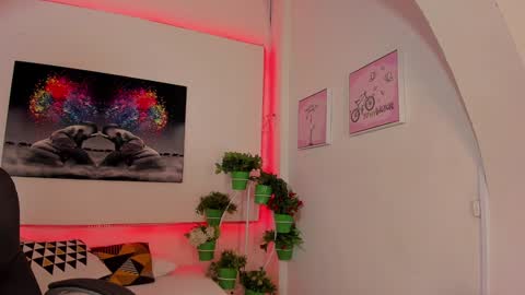 rosi_cooper online show from December 19, 11:18 am