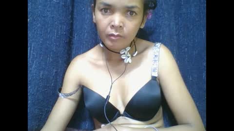 rosia685234 online show from February 21, 6:59 pm