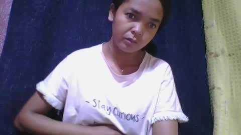 rosia685234 online show from October 11, 2:33 am