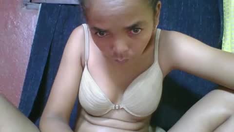 rosia685234 online show from February 3, 7:41 pm