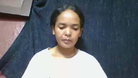 Snapshot of rosia685234 chatting on April 1, 2:23 am rosia685234 online show from April 1, 2:23 am