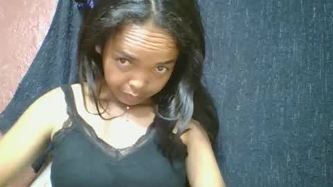 Snapshot of rosia685234 chatting on April 9, 9:04 am rosia685234 online show from April 9, 9:04 am
