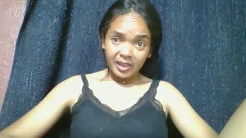 Snapshot of rosia685234 chatting on April 11, 2:49 am rosia685234 online show from April 11, 2:49 am
