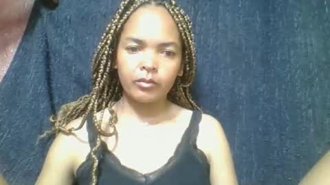 Snapshot of rosia685234 chatting on April 23, 1:13 pm rosia685234 online show from April 23, 1:13 pm