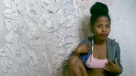 rosia online show from October 24, 2:57 pm