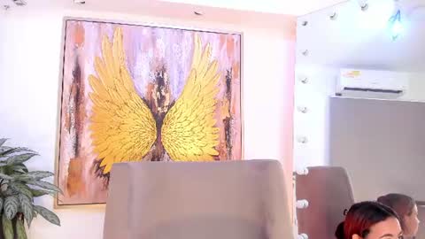 Snapshot of rosie_laurent chatting on June 15, 11:23 am rosie_laurent online show from June 15, 11:23 am