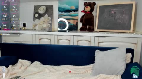 Rose  online show from March 22, 9:23 am