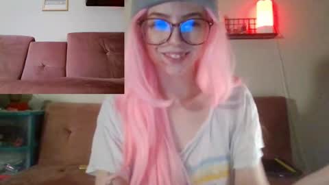 Snapshot of rosiebunnyxxx chatting on January 29, 3:44 am Rosie online show from January 29, 3:44 am