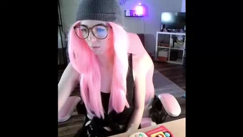 Snapshot of rosiebunnyxxx chatting on January 29, 10:32 pm Rosie online show from January 29, 10:32 pm