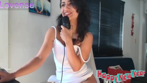 Snapshot of ross_bakerhot chatting on December 31, 4:46 pm Ross BakerHot online show from December 31, 4:46 pm