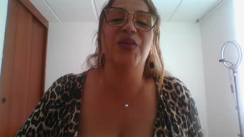 Rossana  online show from December 10, 7:43 pm