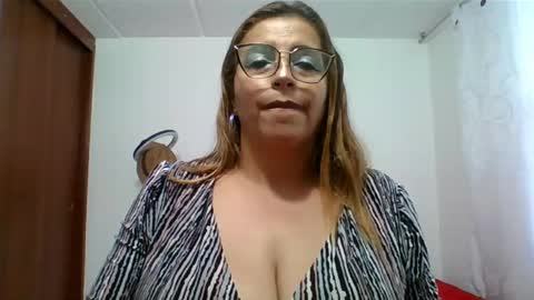 Rossana  online show from February 17, 10:25 pm